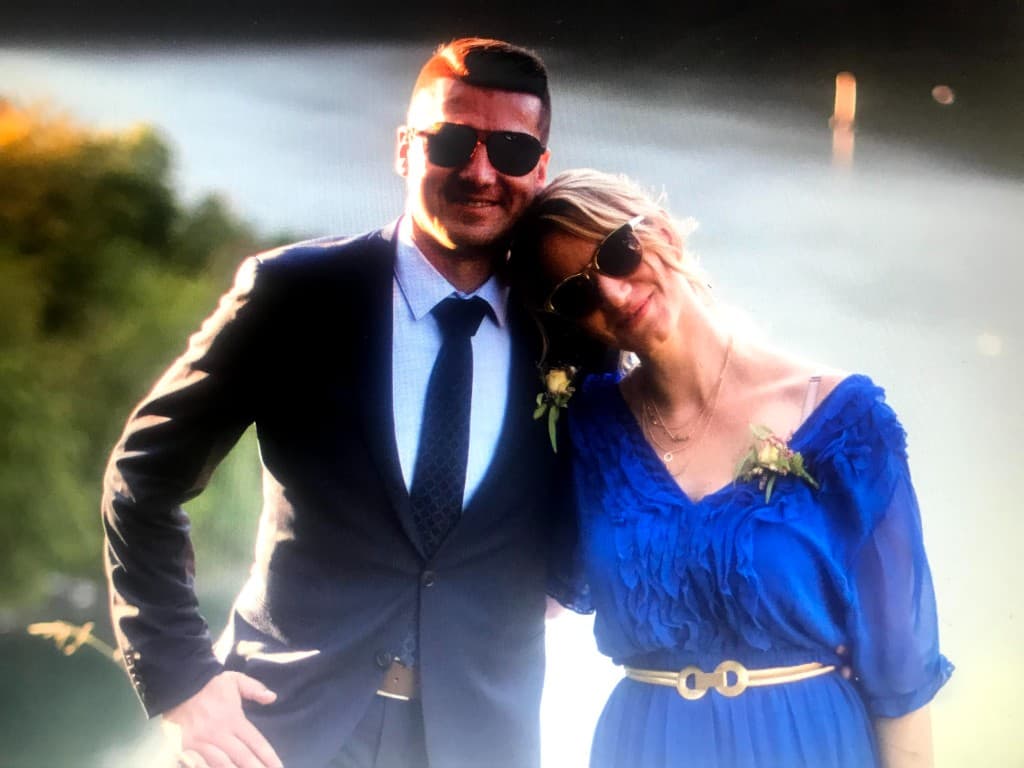 Sanja in Armin na poroki prijateljev